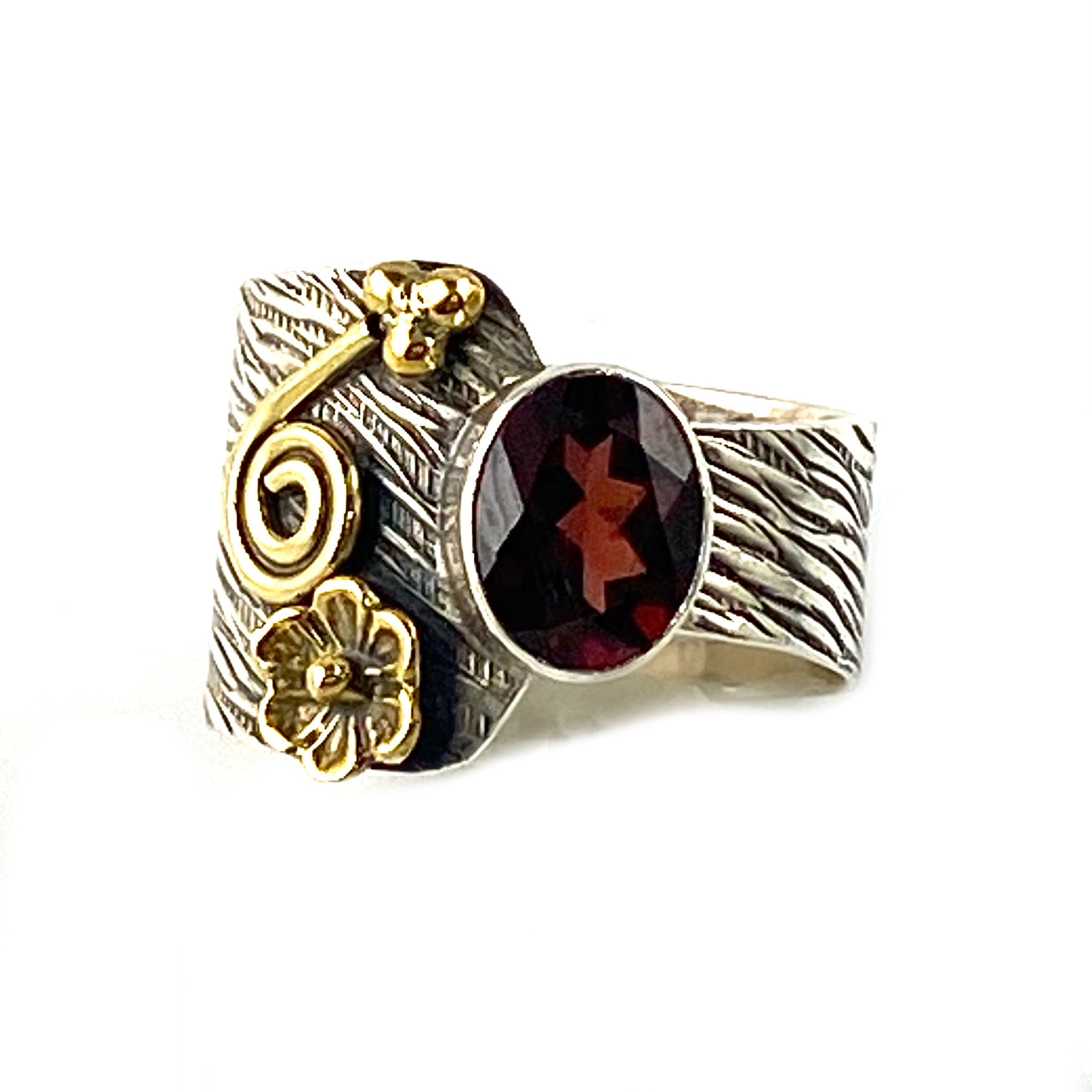 Garnet Two Tone Floral RIng